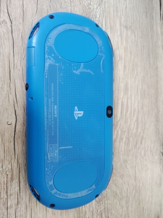 Ps vita 2000slim  синий