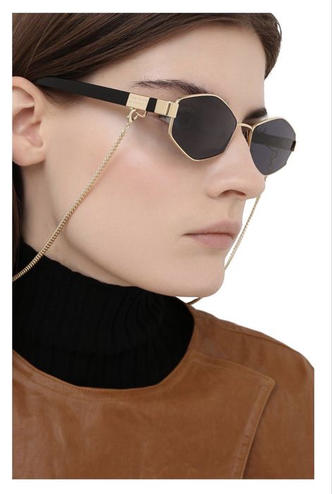 Очки солнцезащитные Бренд