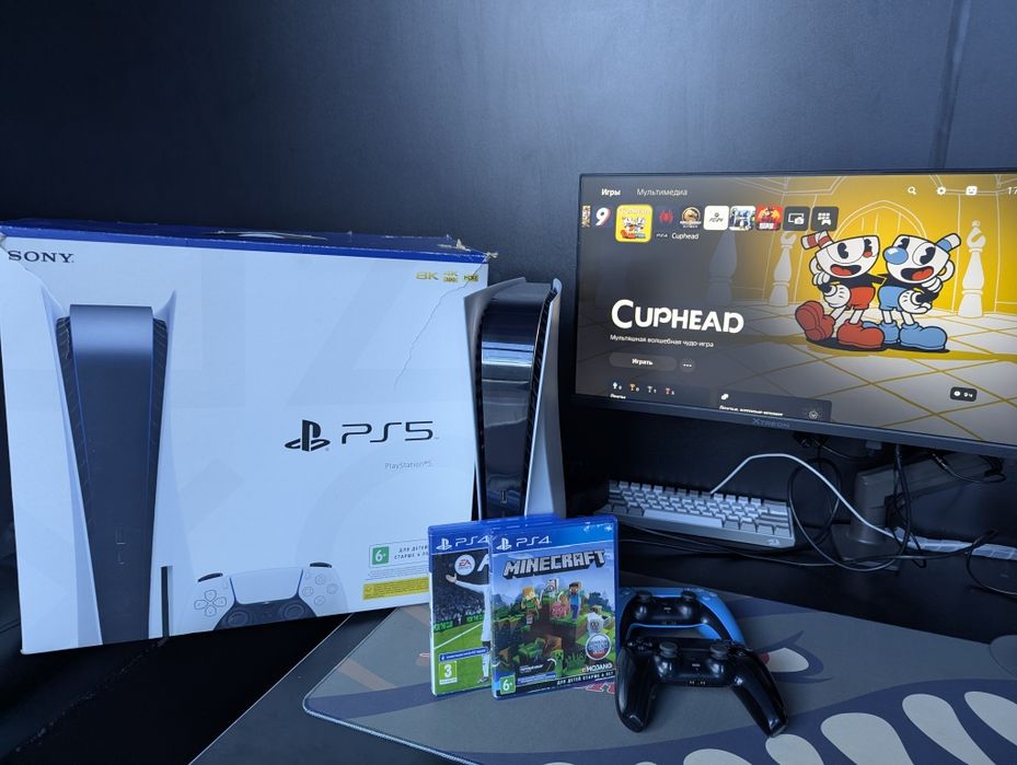 Playstation 5 + два геймпада и игры