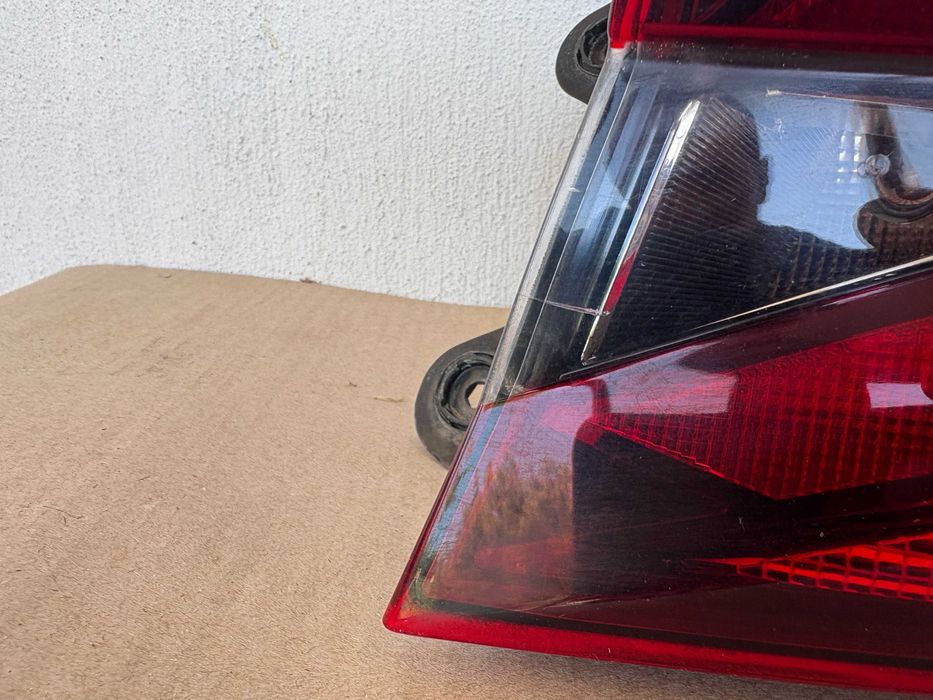 Stop dreapta pe aripa Skoda Fabia 4 dupa 2021 cod 6VE945096
