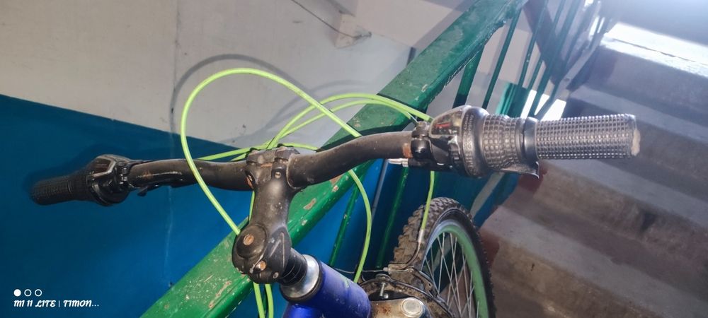 Продается велик детский средний