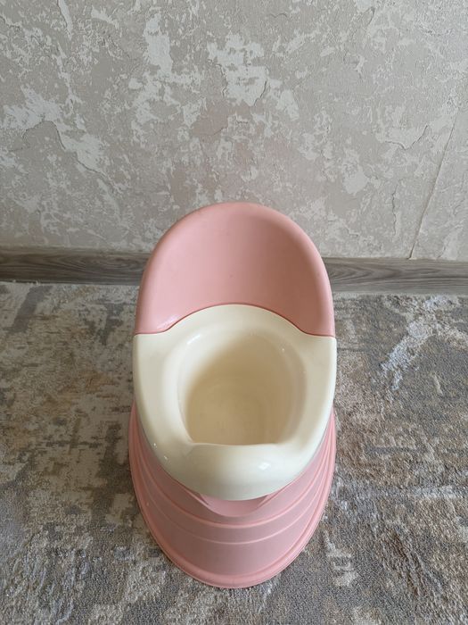 Горшок детский розовый