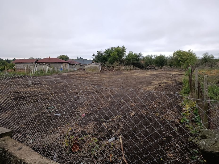 Продава се Парцел в с. Славеево, Област Добрич - 1900 кв.м за 22 €/кв.м - Снимка #1