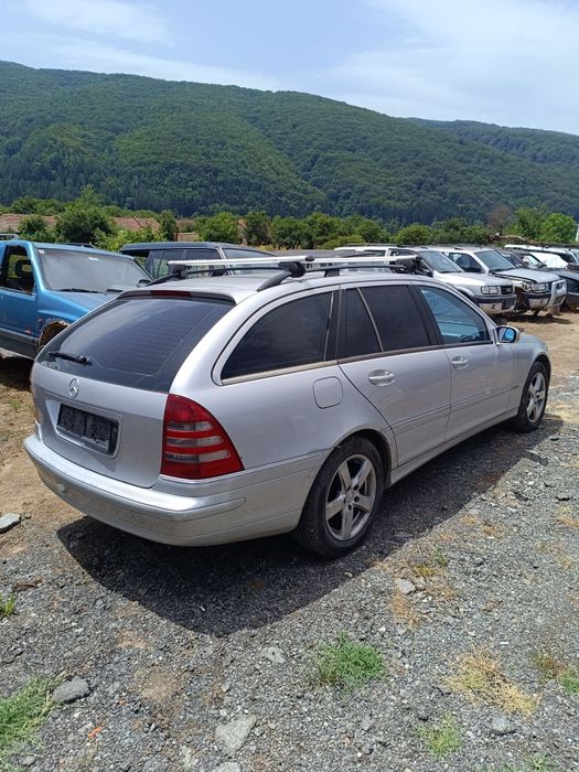 С класа 220 цди комби 143 коня 2001 год на части