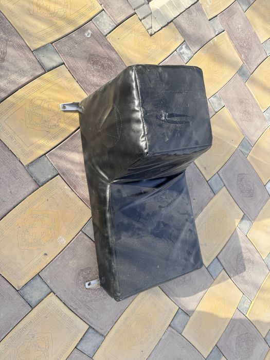 Груша настенная