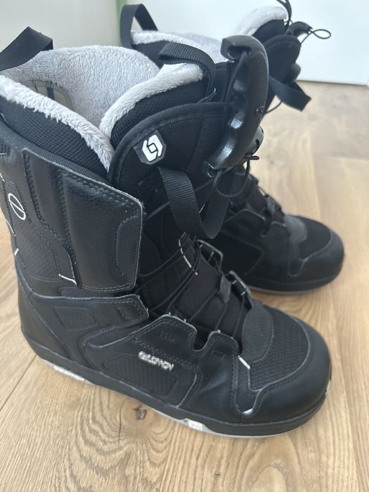 Salomon solace snowboard shoes