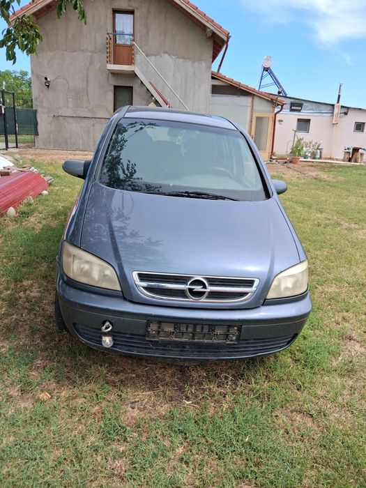 Opel Zafira An 2004