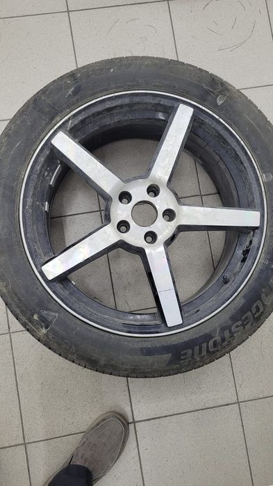 Продаю колеса в сборе Bridgestone