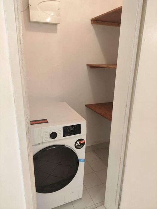 Дава се под наем Четиристаен апартамент в София, Гео Милев - 165 кв.м за 846.6 € - Снимка #8