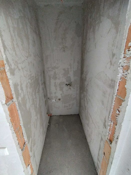 Продава се ОТ СОБСТВЕНИК 2-стаен апартамент в Арена Изгрев, Бургас