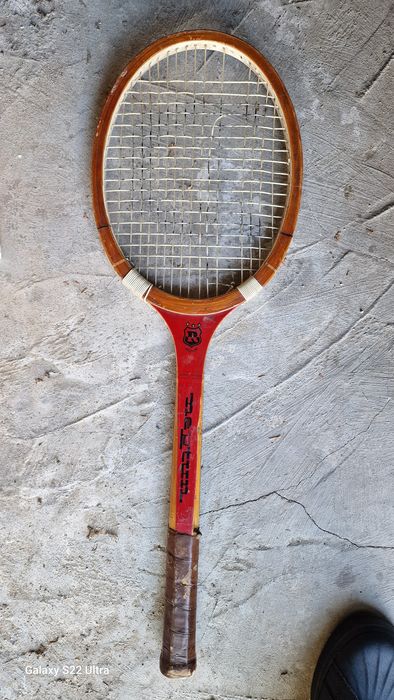 Racheta tenis Reghin-Neptun