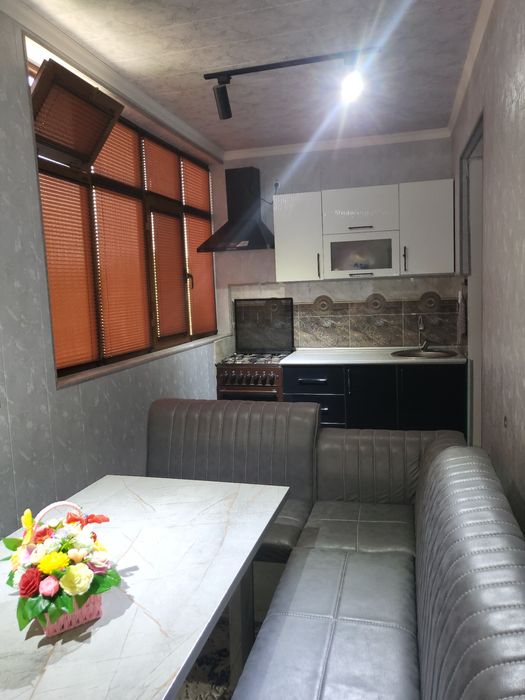 Uy Sotiladi. 3 Xonali