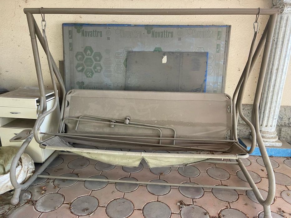 Б/у качеля,для сада