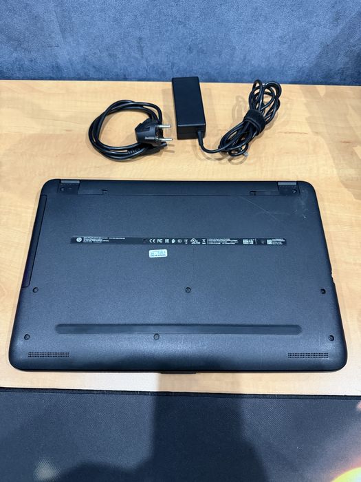 Hp i5 7200u 8 озу/256 ssd