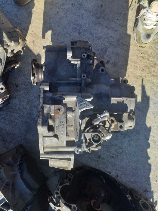 Cutie Viteze Manuala Passat b6 golf 5 leon octavia 2 2.0 TFSI GVT