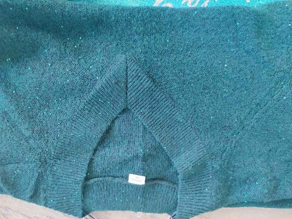 Половер с малки пайети XL