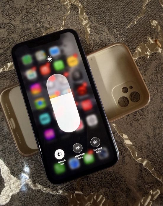 Продам iPhone 11 128gb Без минусов!