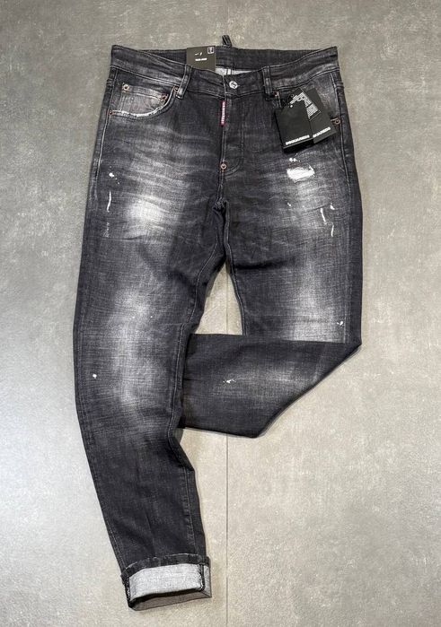 Мъжки дънки Dsquared2 модел 2026г