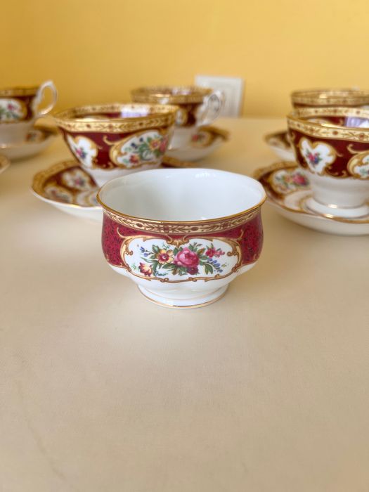 Royal Albert Lady Hamilton сервиз