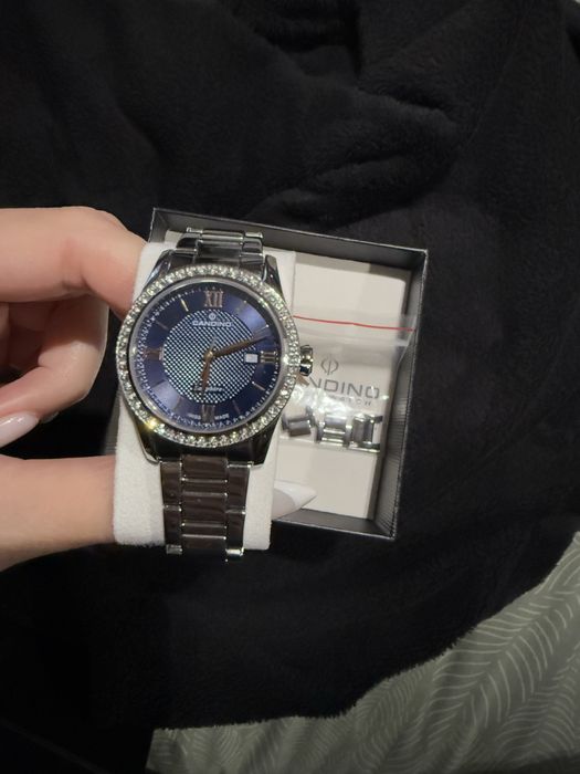 Часовник - Candino swiss watch