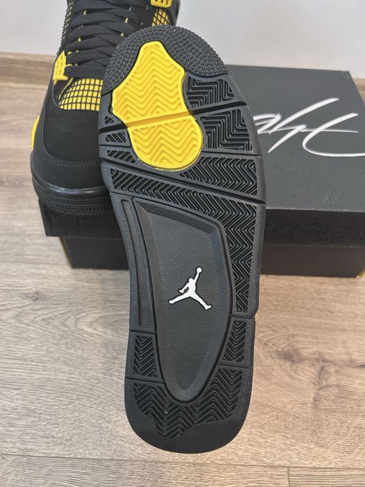 Jordan 4 Yellow Thunder | Marimea 42.5