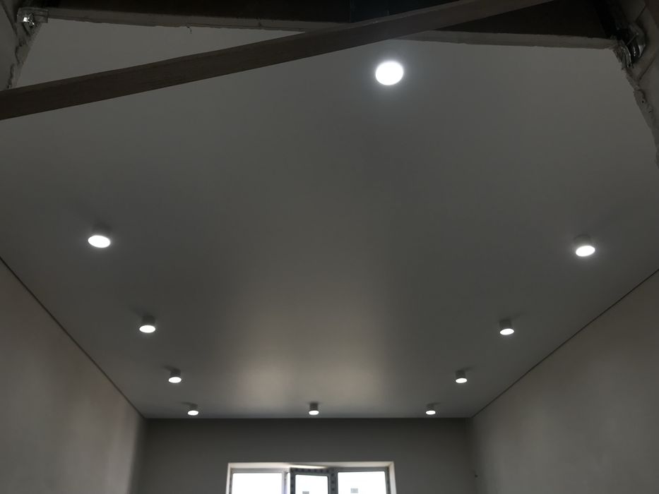 Натяжные потолки