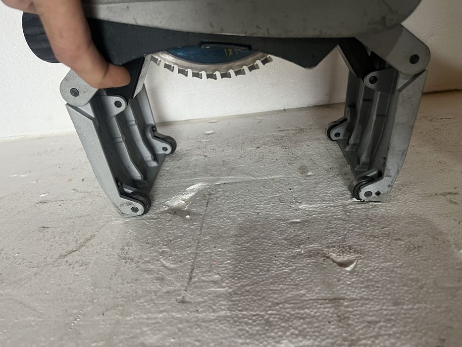 Circular Dispozitiv de taiat teava Exact Pipe Cut 170E 1200w