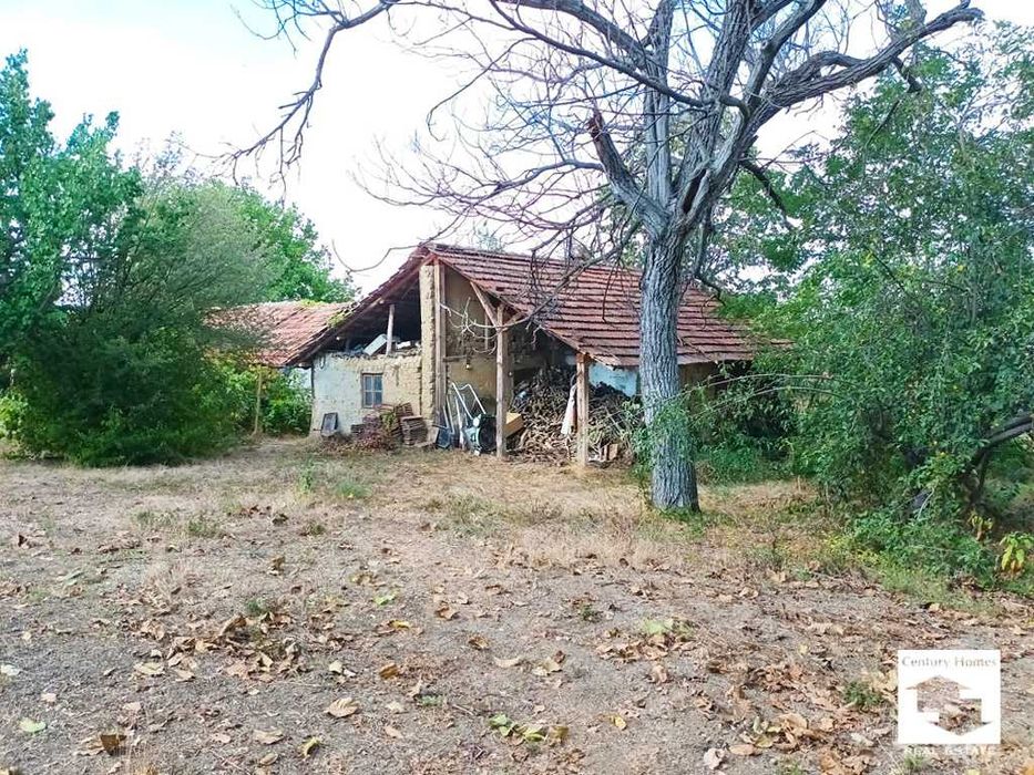 120382 ЕКСКЛУЗИВНО! Две къщи в един парцел в с. Янтра, Велико Търново
