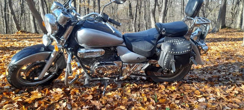 motocicleta Hyosung  Aquila GV 250