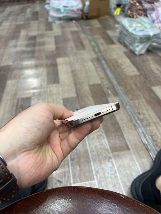 iPhone 16 pro 128