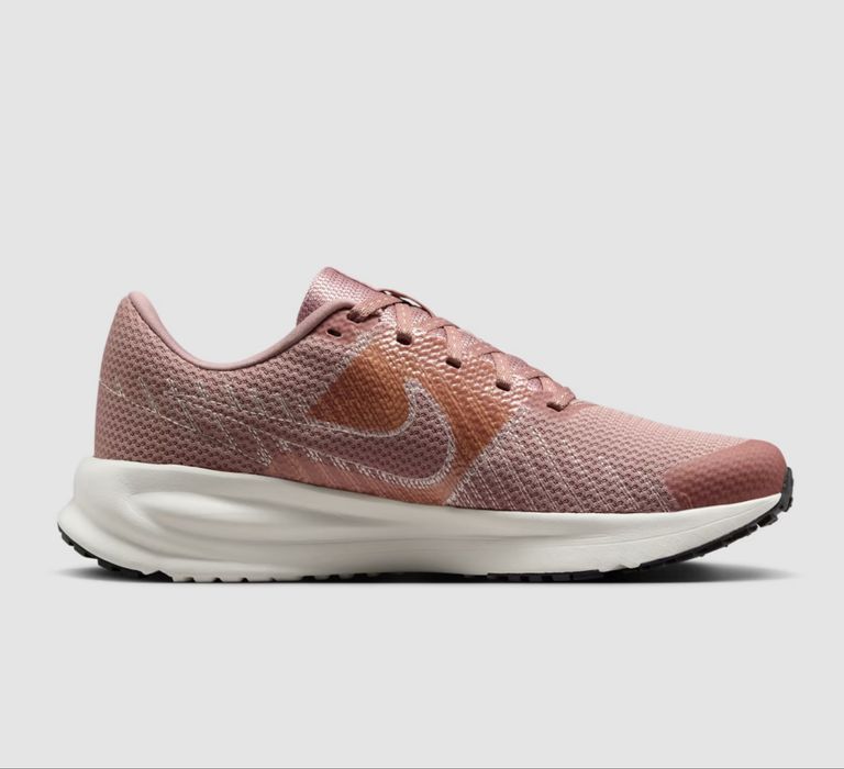 Nike оригинал для фитнеса и бега