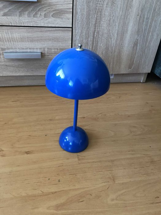 Нощна лампа на батерии