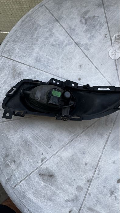 Десен халоген Mazda 3