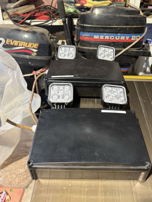 Lampă de urgență Grove Ultra Twinspot