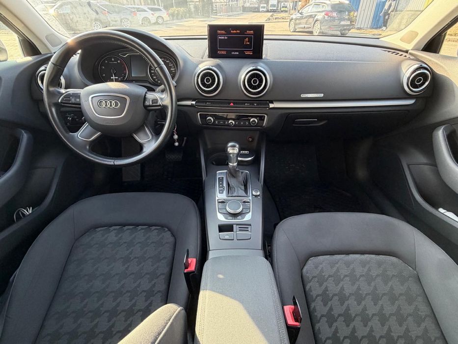 Vând Audi A3 Sportback G-tron