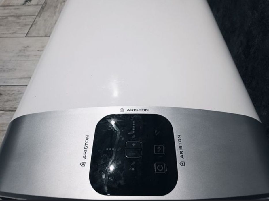 Бойлер Ariston Velis Evo 80L