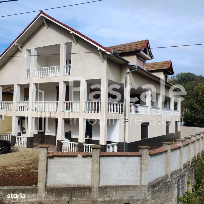 Casă de vânzare în Globu Craiovei – la doar 30 km de Băile Herculane!