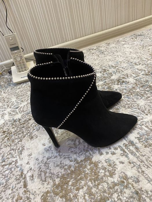 Женский ботильон замаша