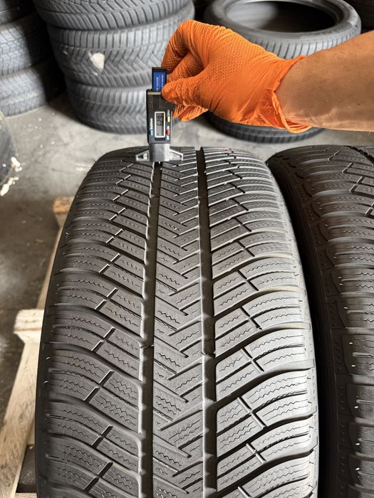 2 anvelope iarna 255/45/19 , Michelin , 6 mm !