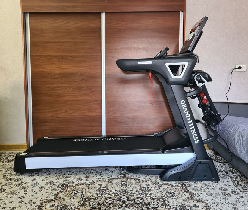 Беговая дорожка "GRAND-FITNESS"