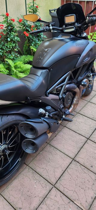 Ducati Diavel Carbon