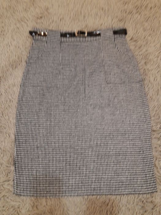 Продаю костюм    женский