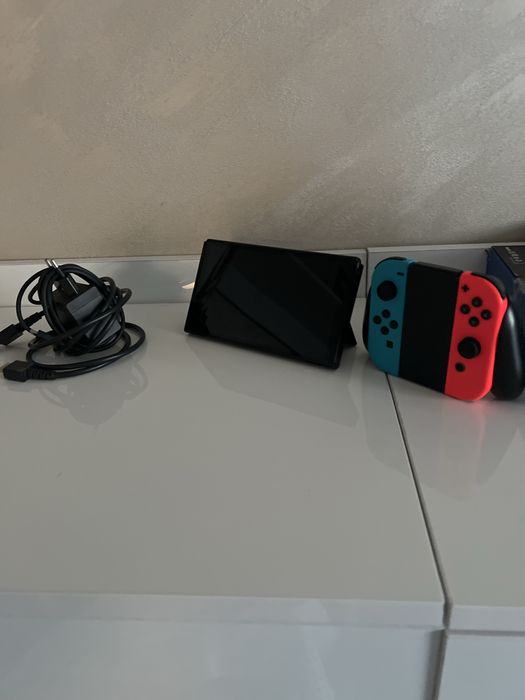 Продавам Nintendo switch