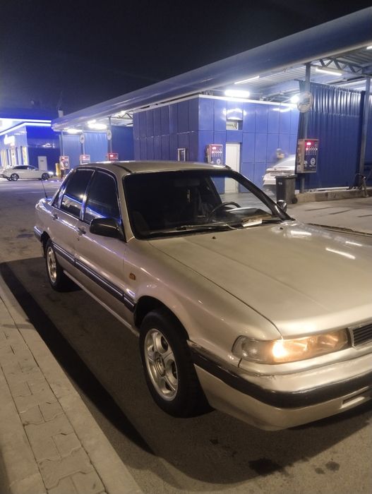 Галант 6 1989год