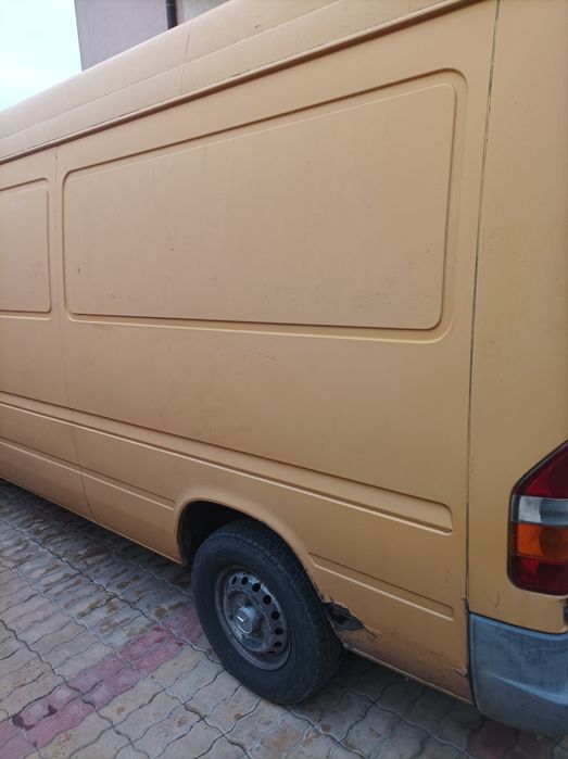 Продавам Спринтер 312