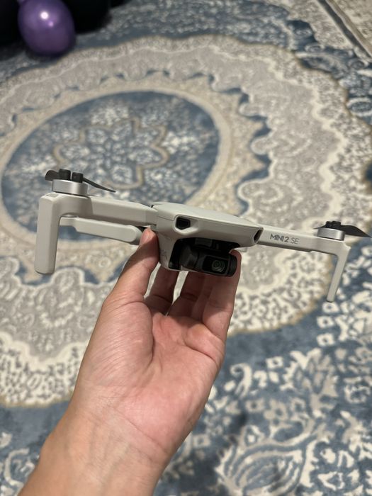 Продаю dji mini se2