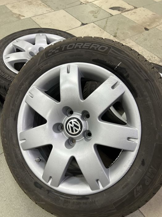 продам комплект колес на 16