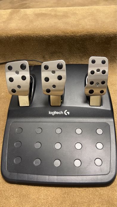 Volan Gaming Logitech G920 cu schimbator PC si Xbox