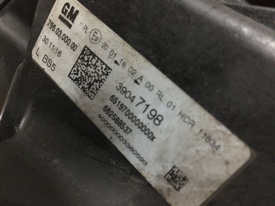 Far Stinga Opel Astra K 2015-2019. Volan stinga.