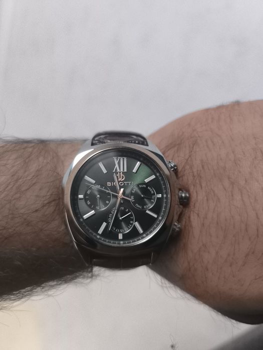 Часы мужские наручные